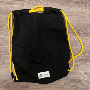 NEW ✨ A&P Drawstring Bag